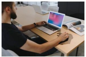 Apple MacBook Pro for hire