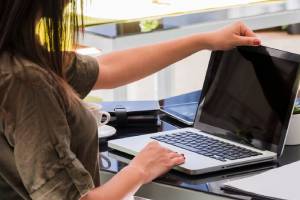 Short-Term Laptop Rentals in Mumbai for Business and Travel